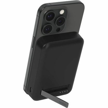 Belkin BoostCharge Pro Magnetic Power Bank with Qi2 15W 10K - BPD008btBK